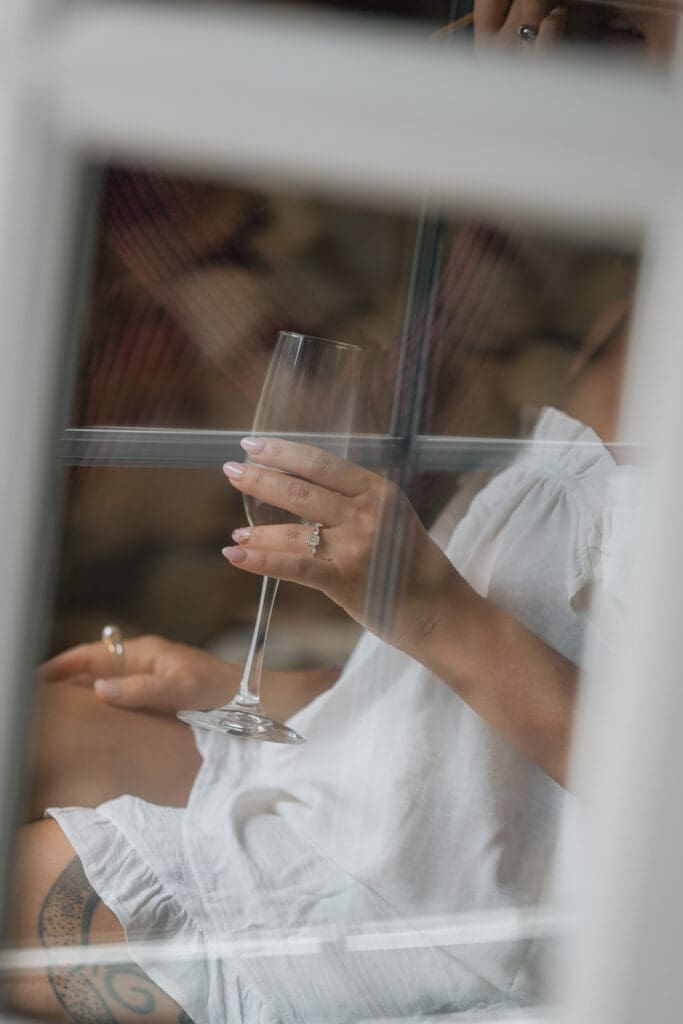 Bride with her beautiful wedding ring while getting ready 