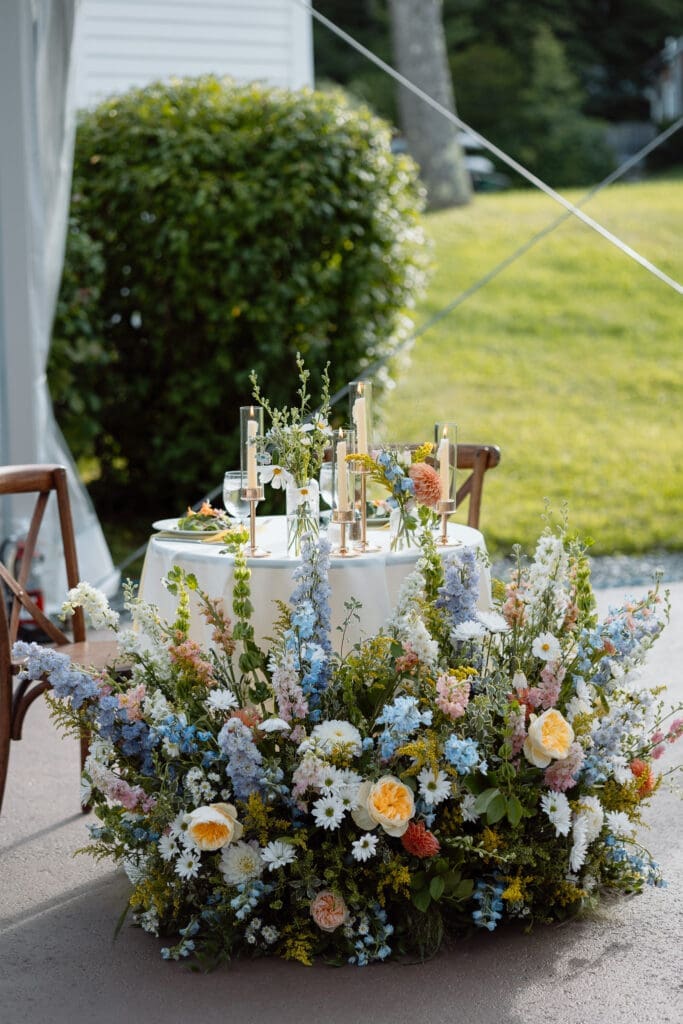Sweetheart table with beautiful florals